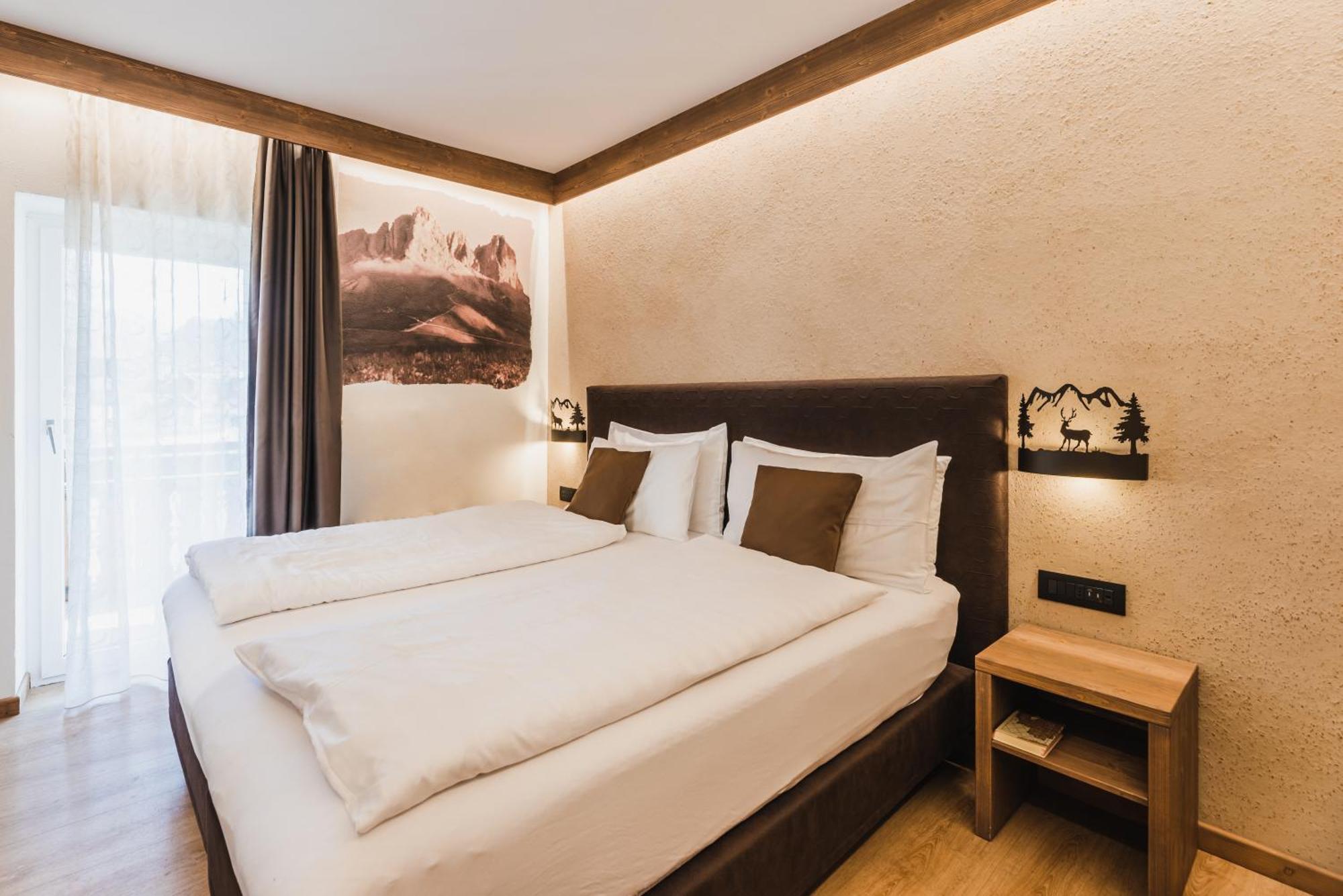 Hotel Arnika Pozza di Fassa Exteriér fotografie